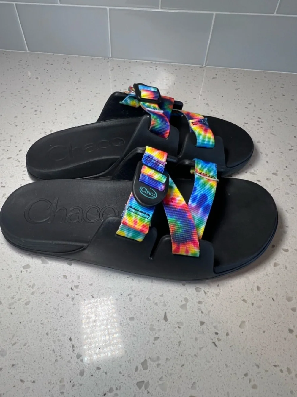 Chaco Chillos Slides Shoes Black Rainbow Tie Dye Adjustable Beach Pool Kids Sz 5